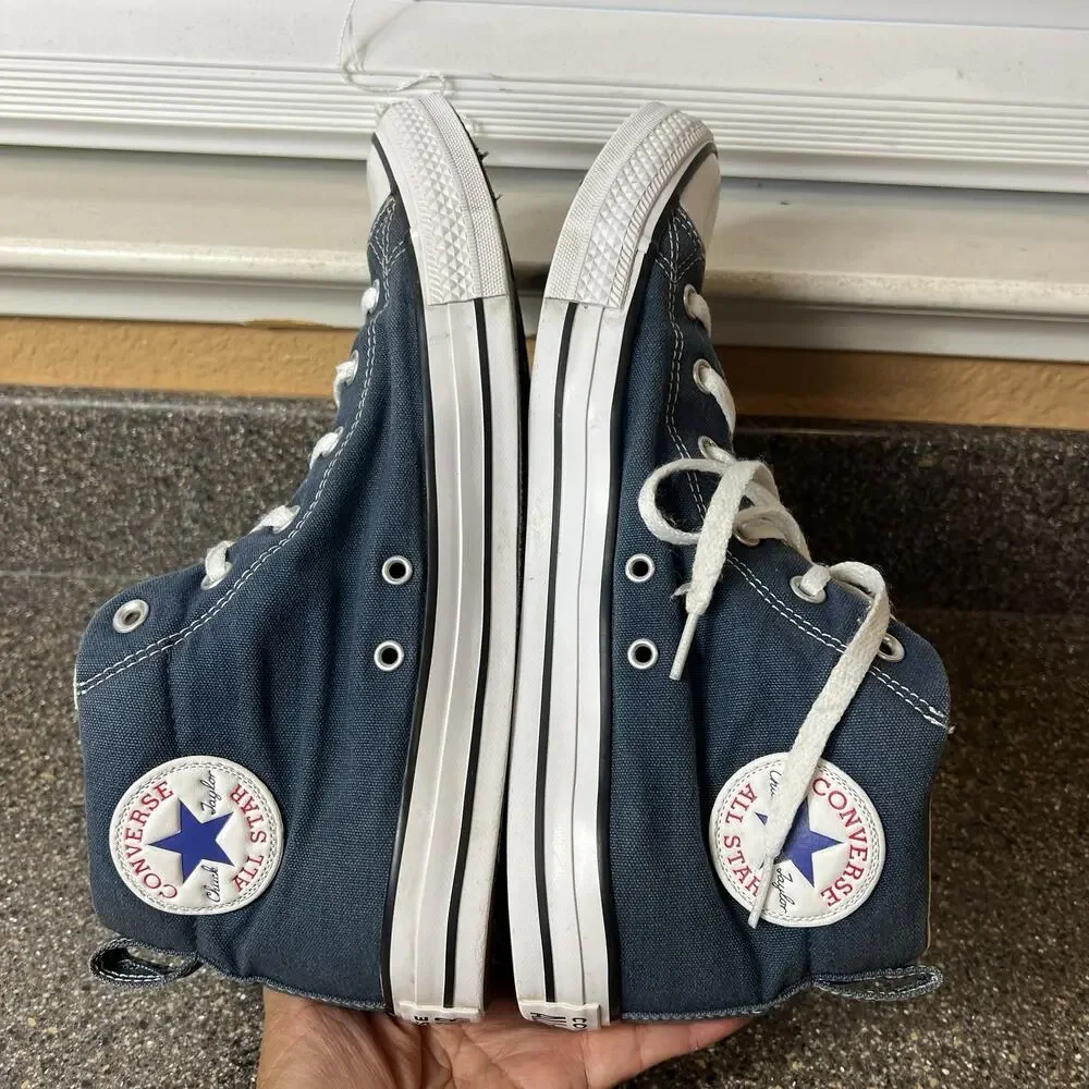 Converse blue canvas
